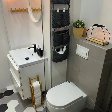 Bytecek U Lesa Apartment *